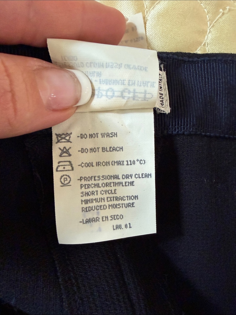 Vintage Giorgio Armani Black Wool Le Collezioni pants - Picture 4 of 7